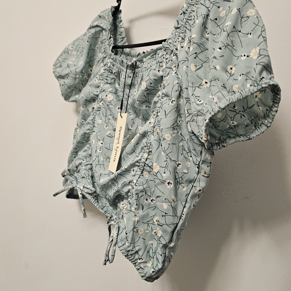 Speed limit crop top shirt, 14/16 kids size, Women's XS - Picture 3 of 4